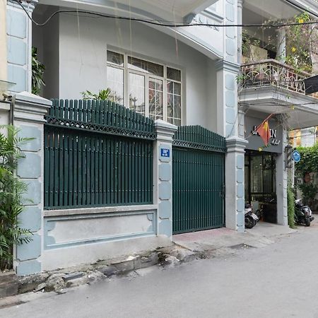 The Wooden Apartments - Hidden Gem In Old Quarter Hanoi Luaran gambar